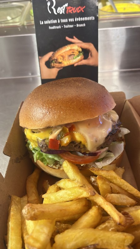 Louez votre food truck burger autour de Villeparisis  77 pour vos sorties d'entreprise ou teambuilding  